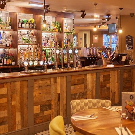 The Caledonian Hotel Leven  Екстер'єр фото