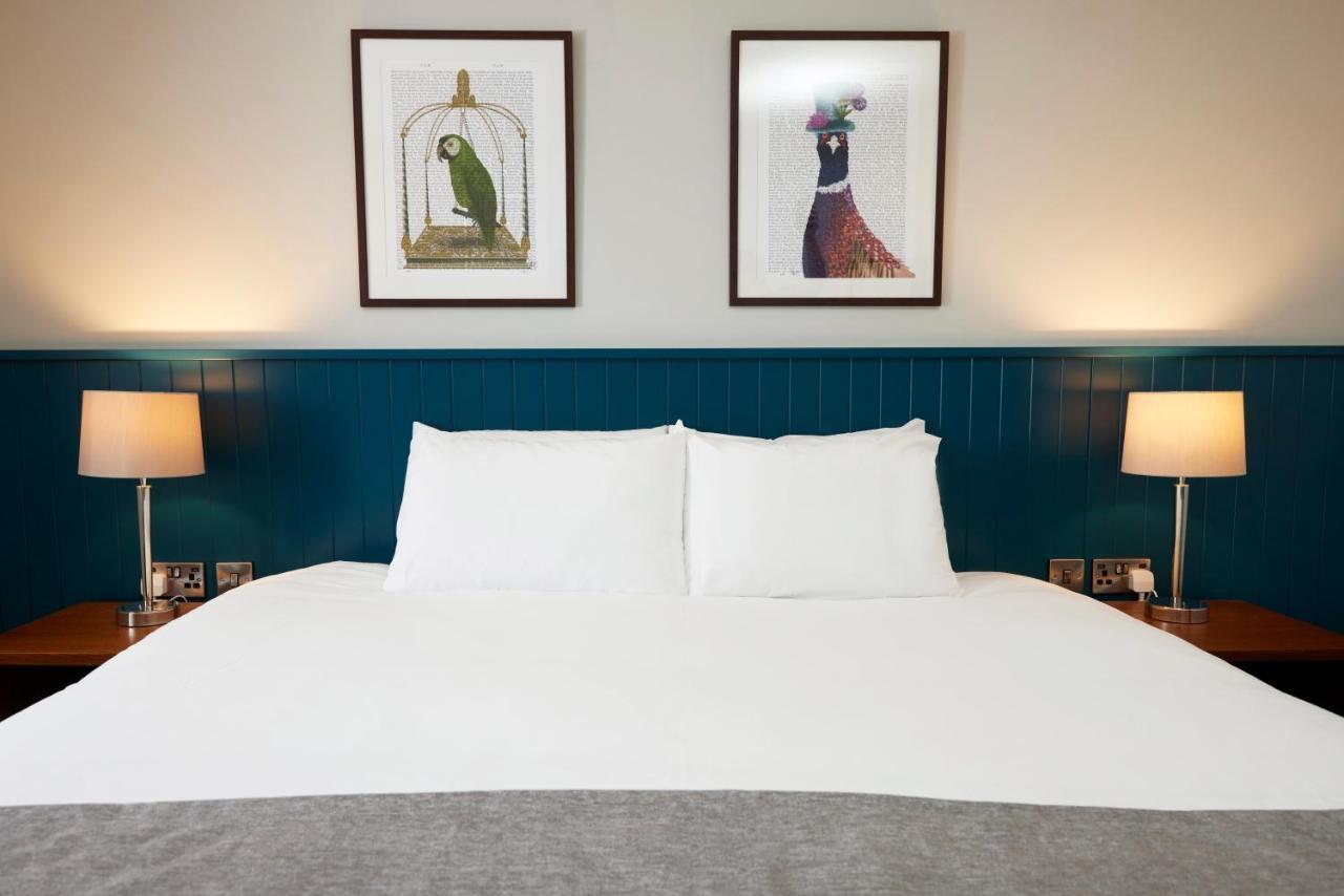 The Caledonian Hotel Leven  Екстер'єр фото